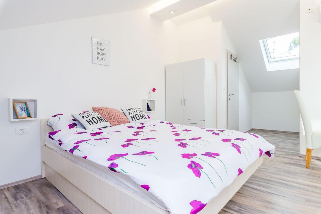 Bovolini's Place Apartment *